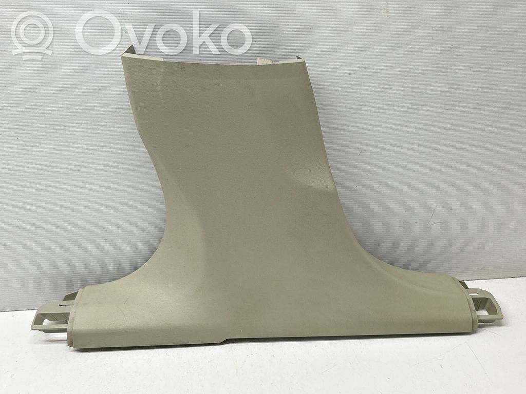 Volvo XC60 (B) pillar trim (bottom) 