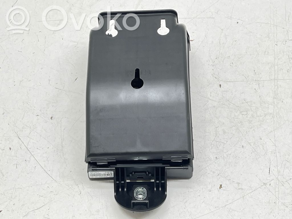 Volvo XC90 Fuse module 