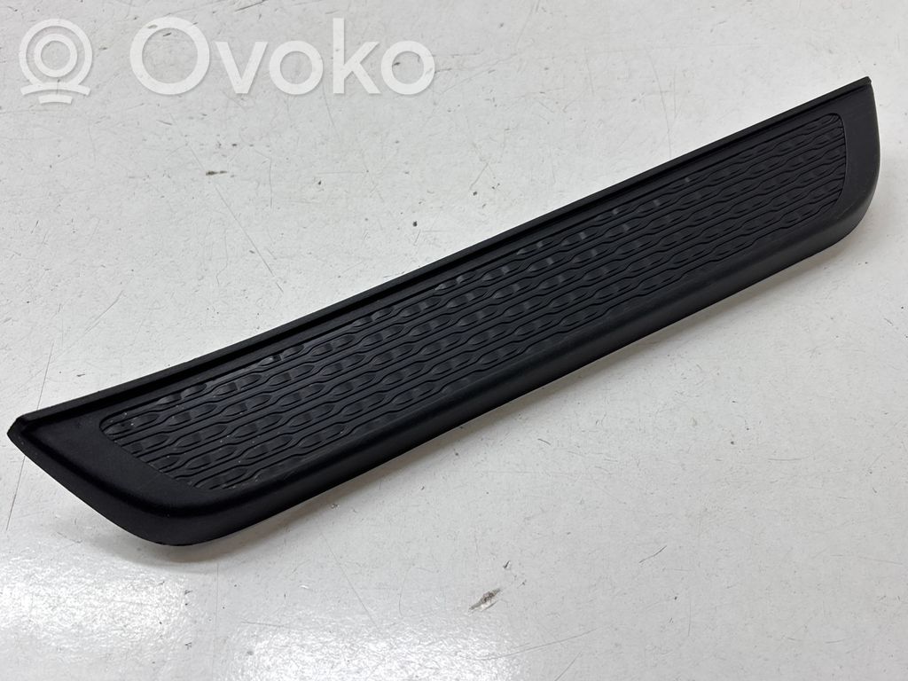 Jeep Grand Cherokee WL Rear sill trim cover 