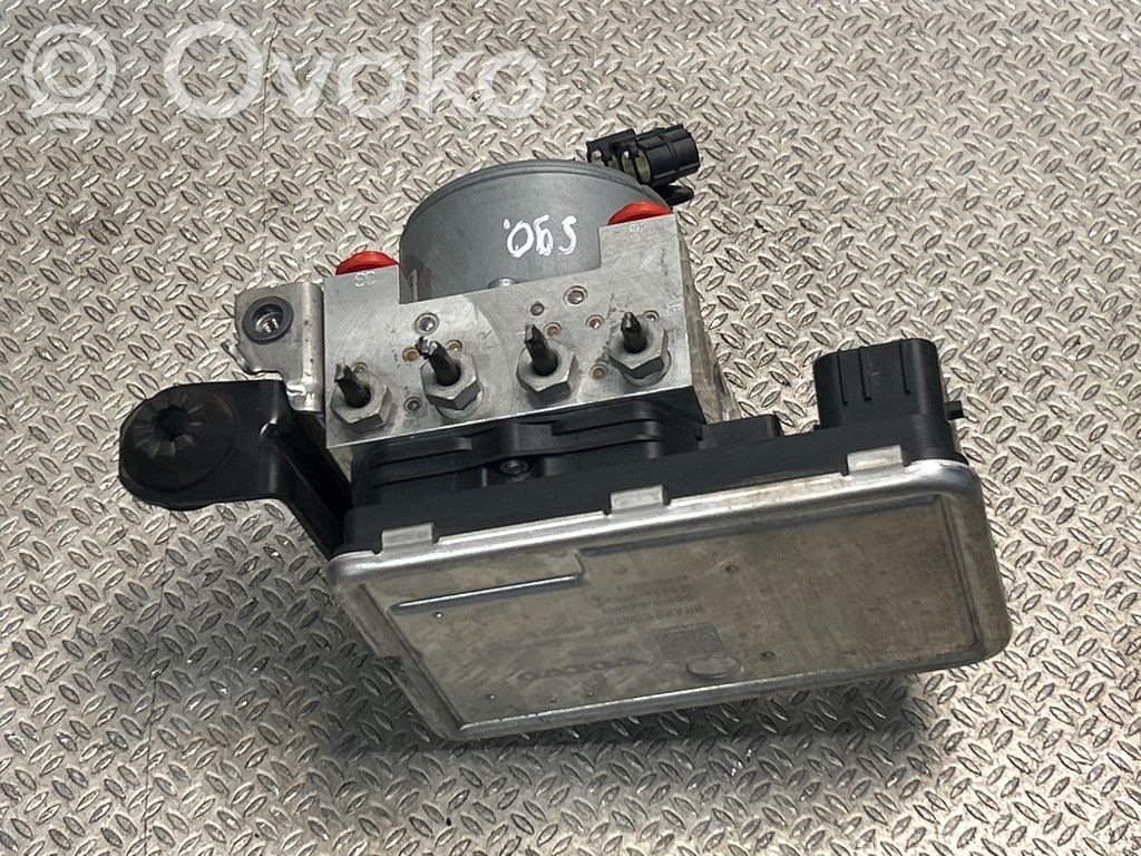 Volvo S90, V90 ABS-pumppu 