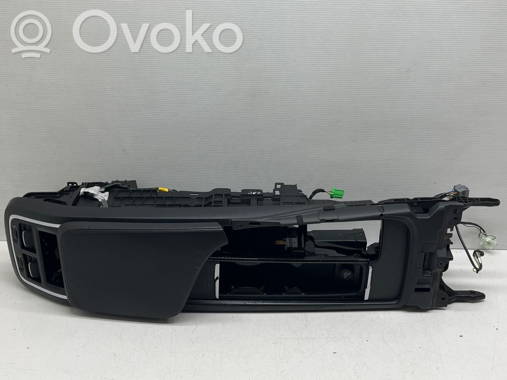 Volvo S90, V90 Consolă centrală 