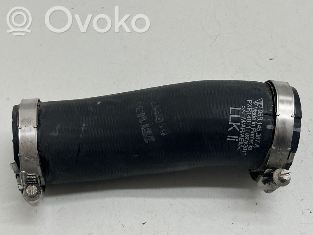 Porsche Macan (95B) Intercooler hose/pipe 