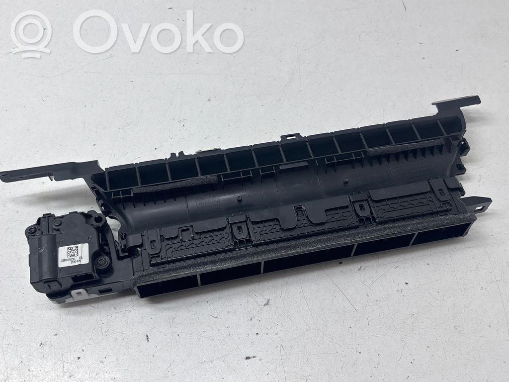 Lango oro grotelės   2300152X,220426,220420