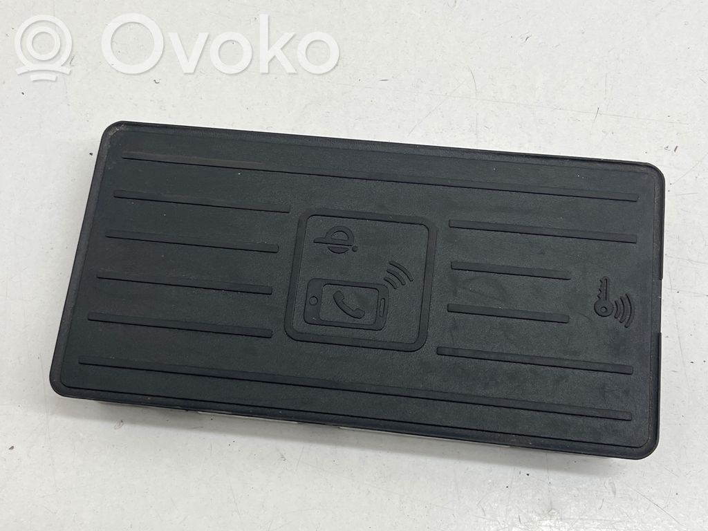 Audi A4 S4 B9 8W Modul încărcare wireless 