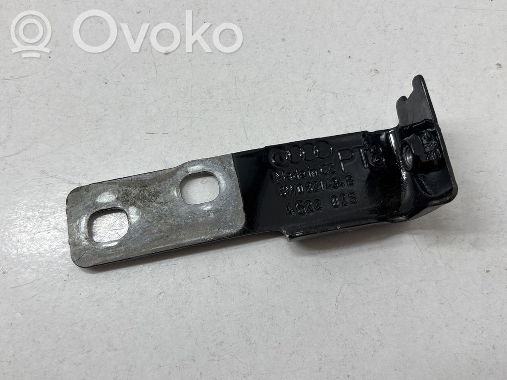 Audi A4 S4 B9 8W Uchwyt / Mocowanie błotnika przedniego 