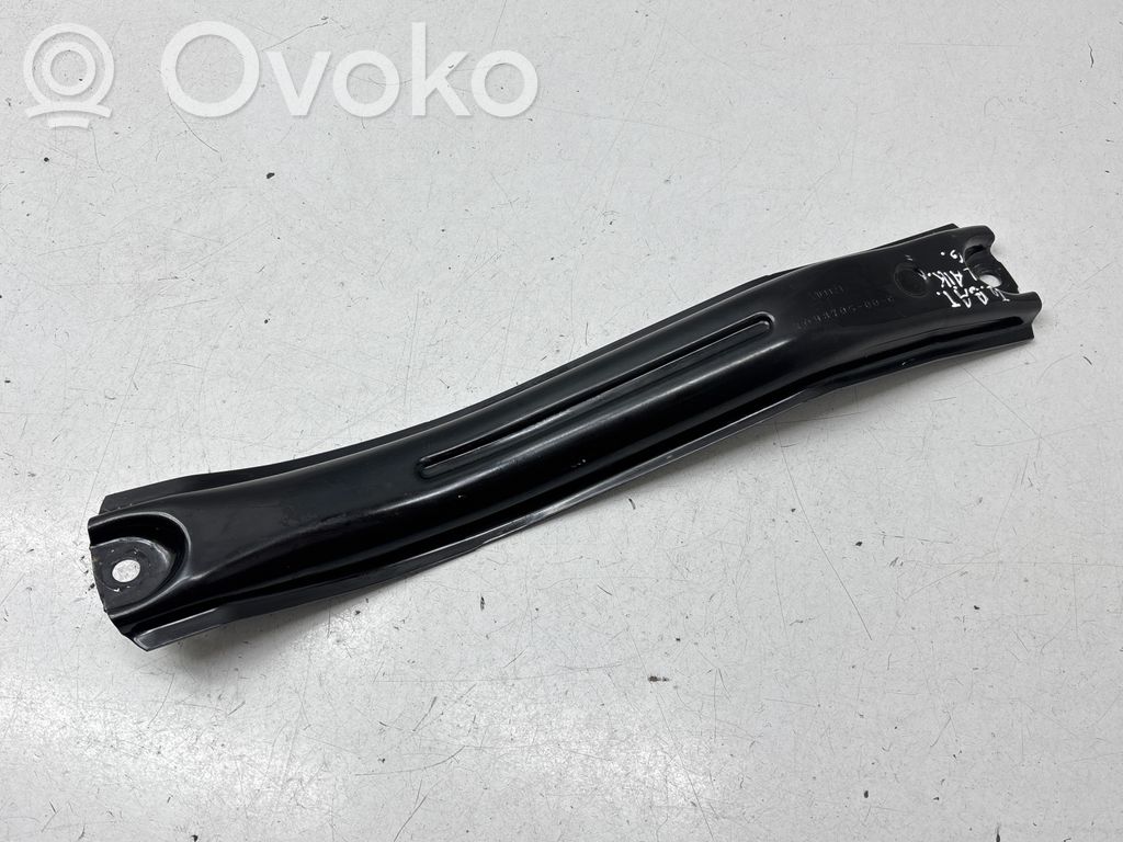 Tesla Model 3 Cita virsbūves detaļa 