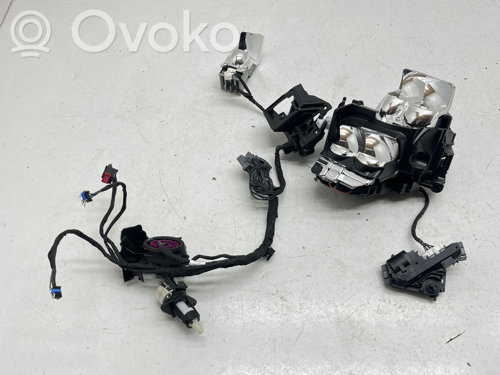 Volvo XC90 Headlight part 