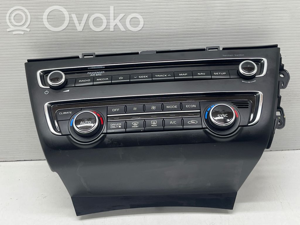 KIA Optima Climate control unit 