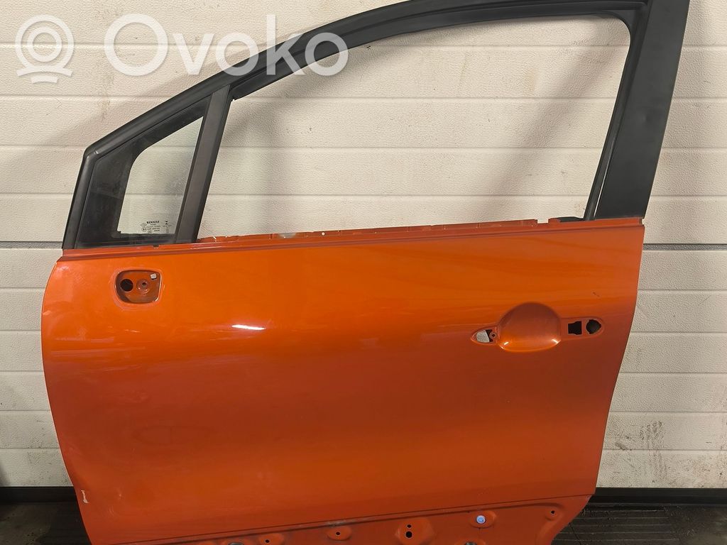 Renault Captur Front door 
