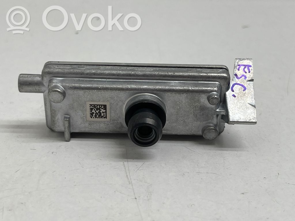 Ford Escape IV Windshield/windscreen camera 