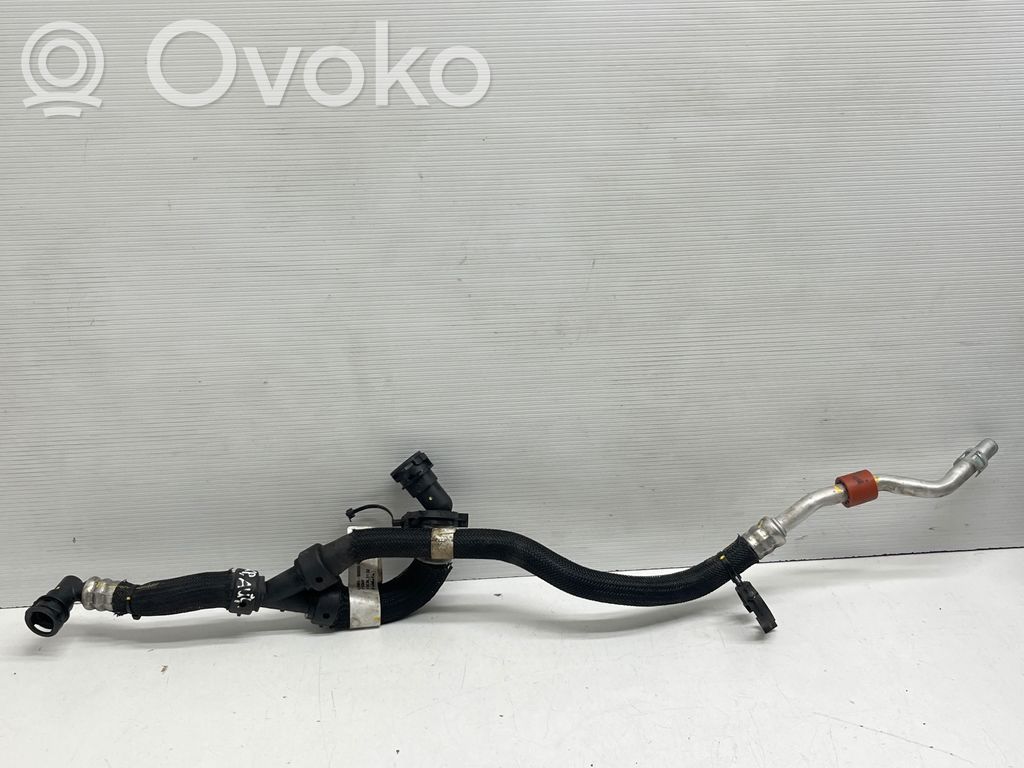 Ford Explorer VI Engine coolant pipe/hose 