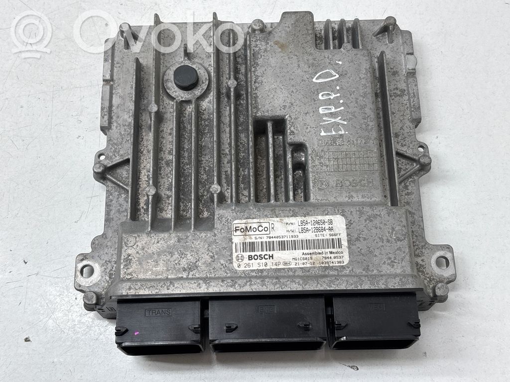 Ford Explorer VI Engine control unit/module 