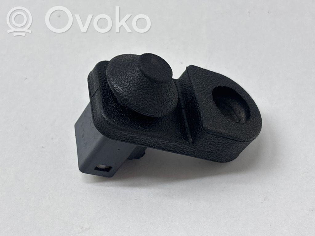 Subaru Outback (BT) Loading door sensor 