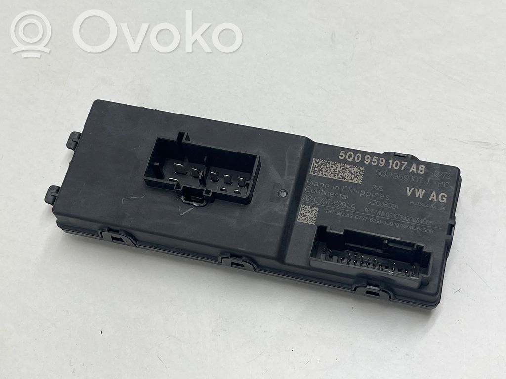Audi Q3 F3 Sterownik / Moduł elektrycznej klapy tylnej / bagażnika 