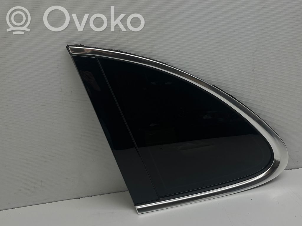 Szyba karoseryjna tylna   7P5845297HB,15012015080