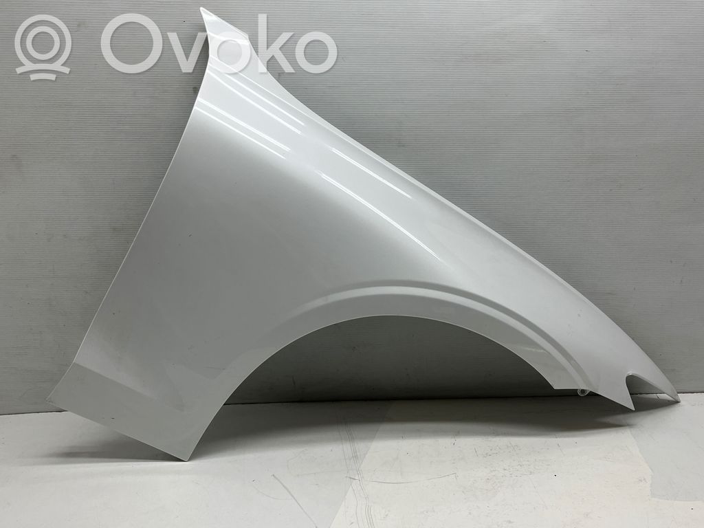 Volvo S60 Spārns 