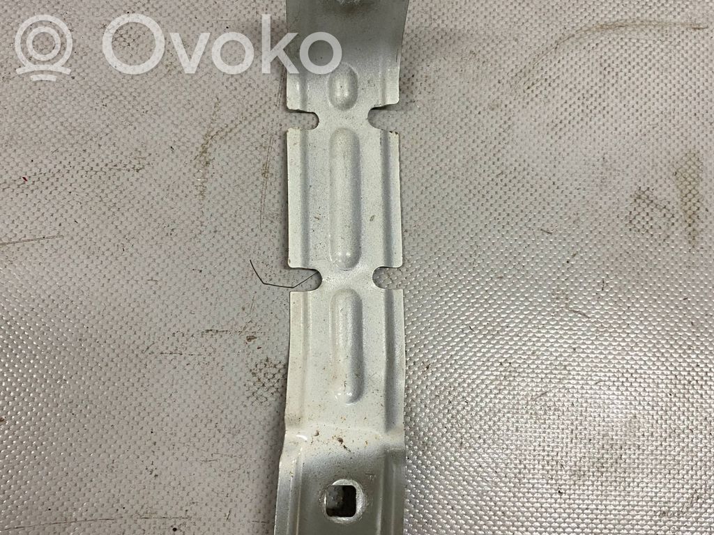 BMW X3 F25 Uchwyt / Mocowanie błotnika przedniego 