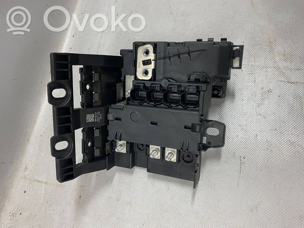 Current control relay   6841701