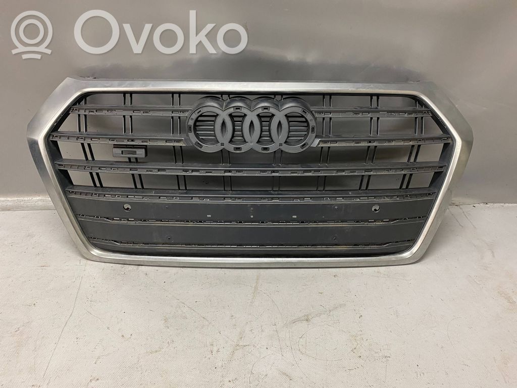 Audi Q5 SQ5 FY Etupuskurin ylempi jäähdytinsäleikkö 