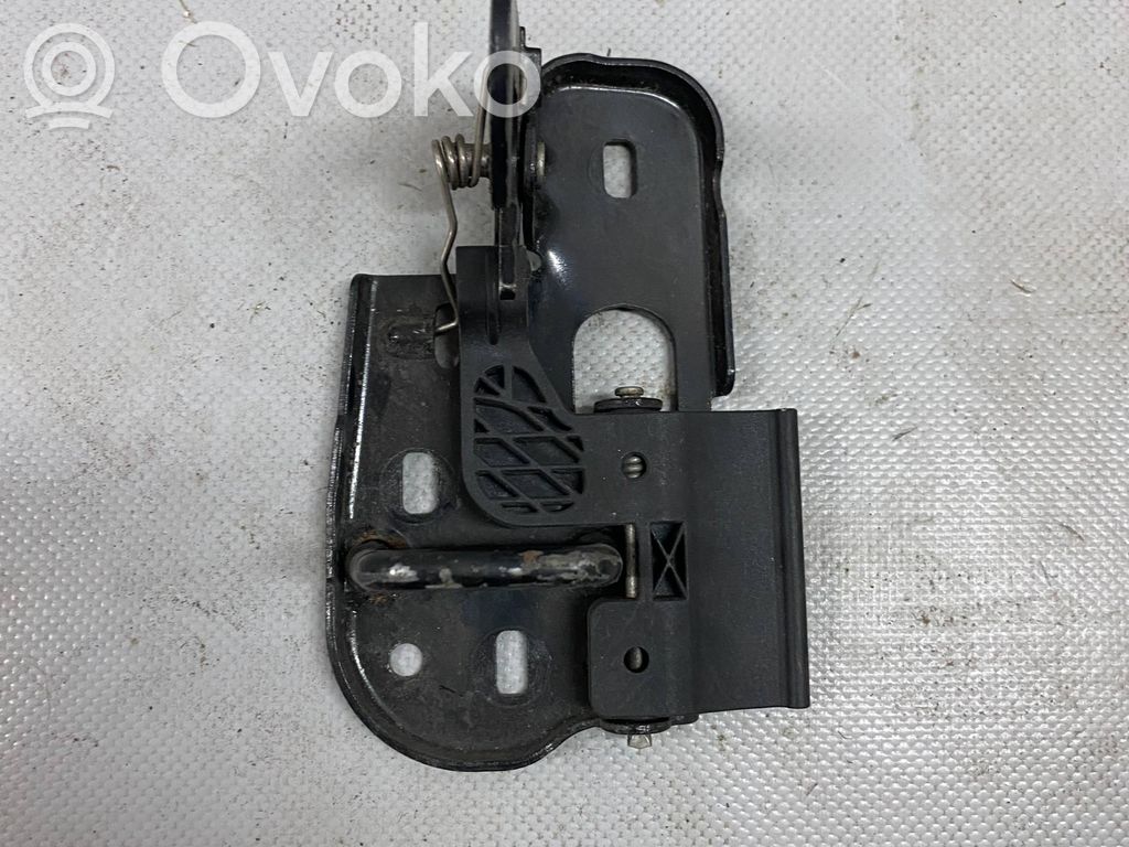 Volkswagen Touareg II Rygiel / Zaczep zamka pokrywy przedniej / maski silnika 