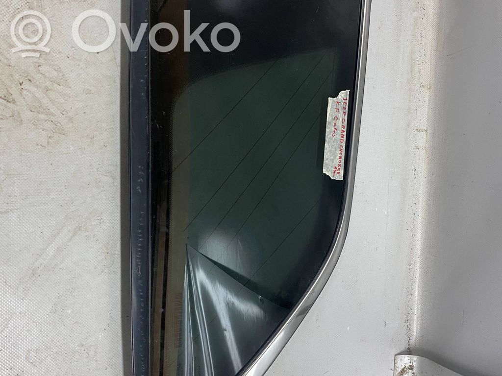 Jeep Grand Cherokee Rear side window 