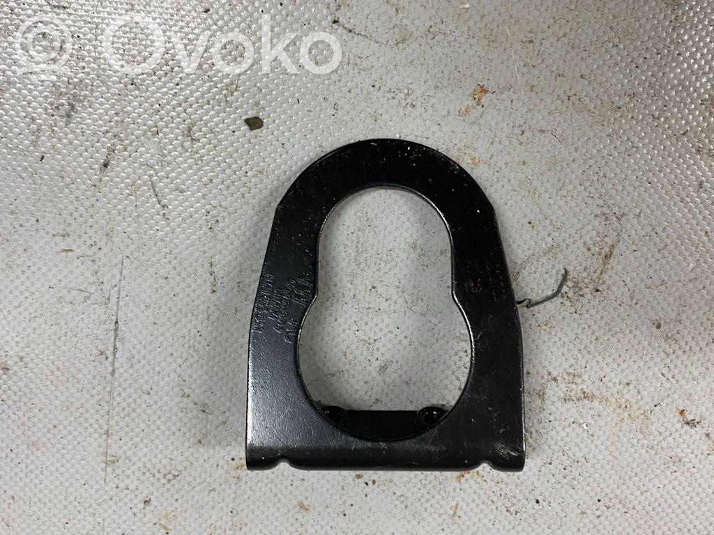 Audi Q7 4M Radiator mount bracket 