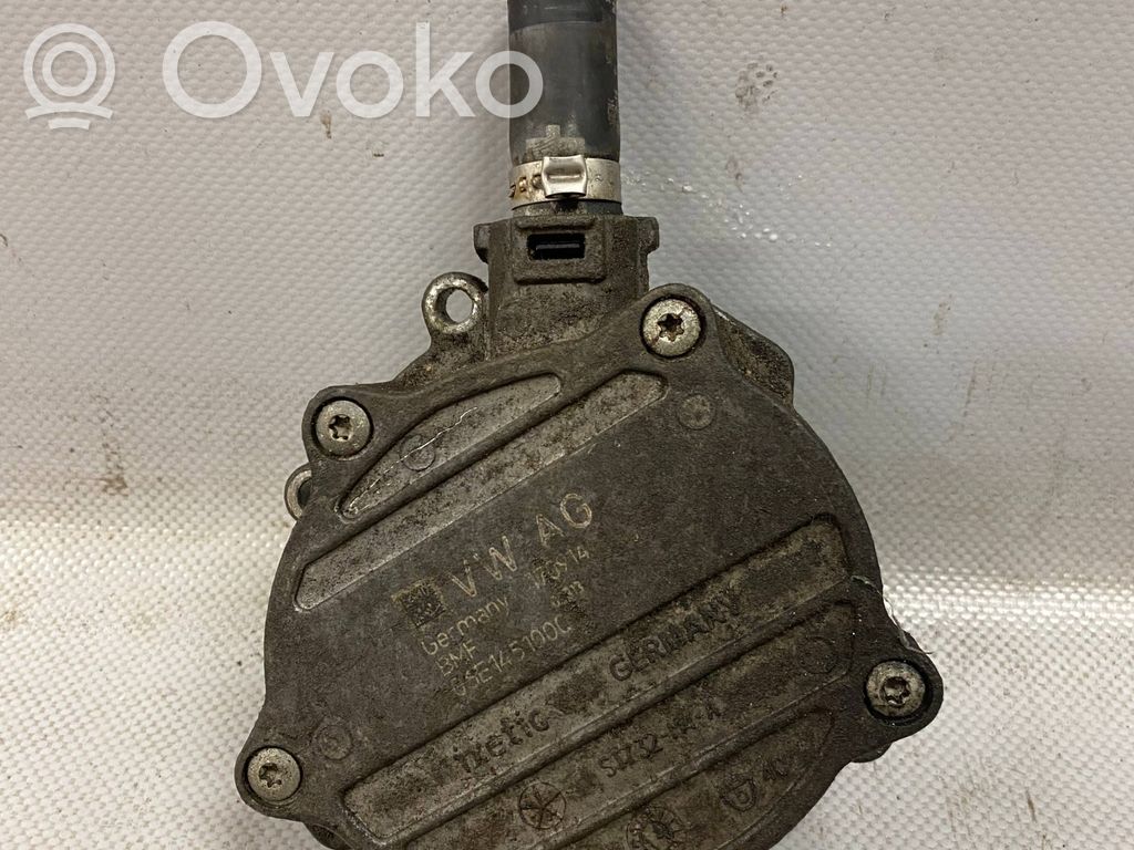 Audi Q7 4M Vacuum pump 