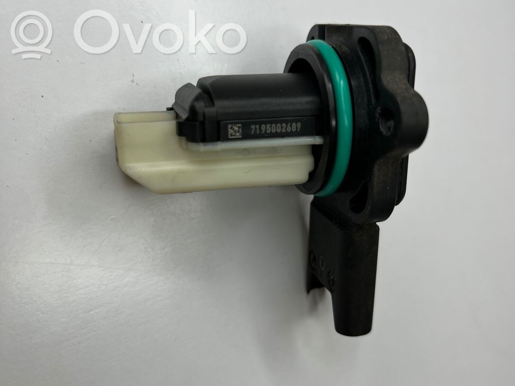 BMW 3 E92 E93 Mass air flow meter 