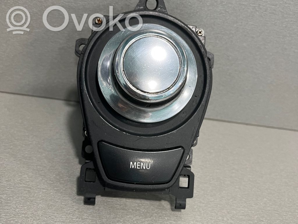 Head unit multimedia control   9125348
