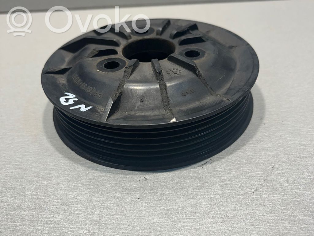 BMW 3 E92 E93 Power steering pump 