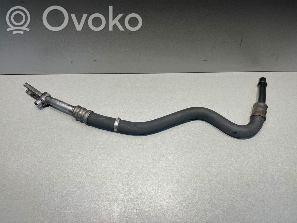 BMW 3 E92 E93 Oil cooling pipe 