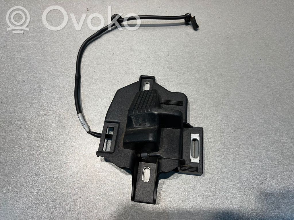 BMW 3 E92 E93 Support serrure de loquet coffre 