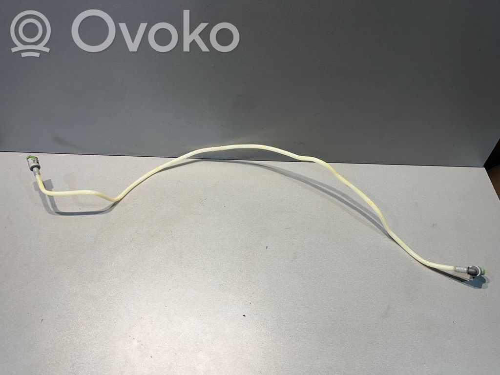 BMW 4 F32 F33 Fuel line pipe 