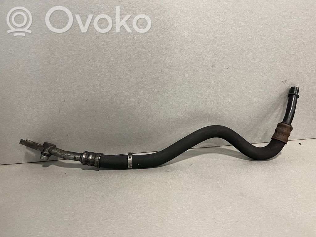 BMW 3 E92 E93 Oil cooling pipe 