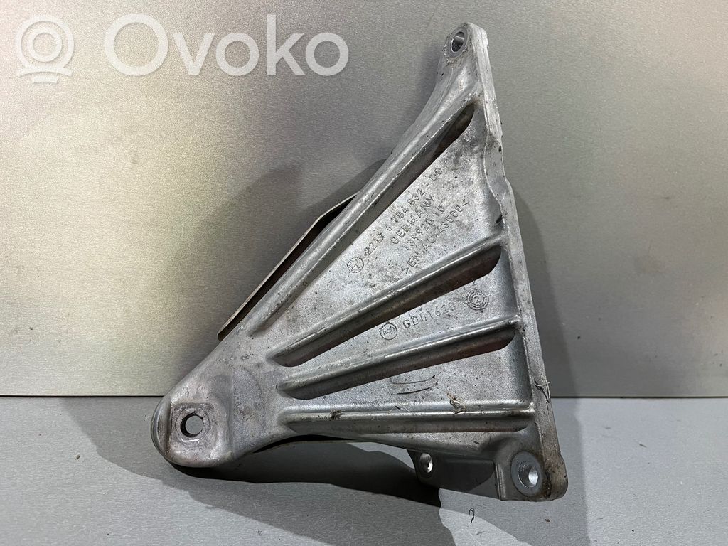 BMW 3 GT F34 Engine mounting bracket 