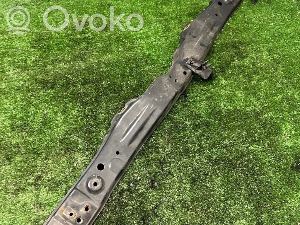 Toyota Avensis T250 Panel mocowania chłodnicy / góra 