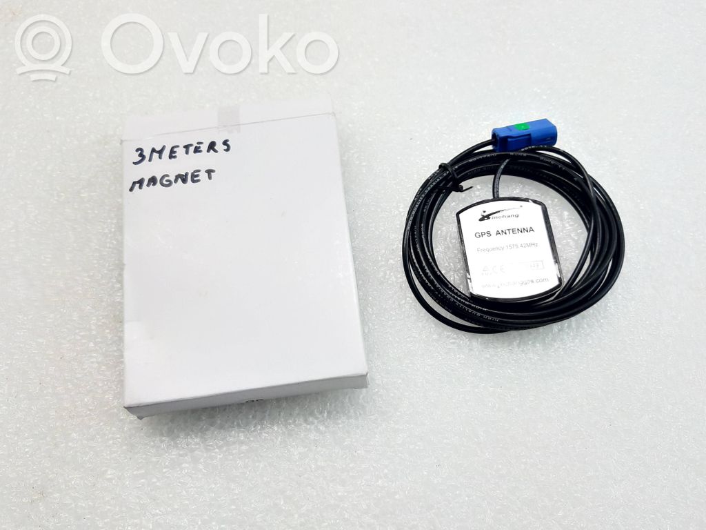 Volkswagen Golf VII Aerial GPS antenna 