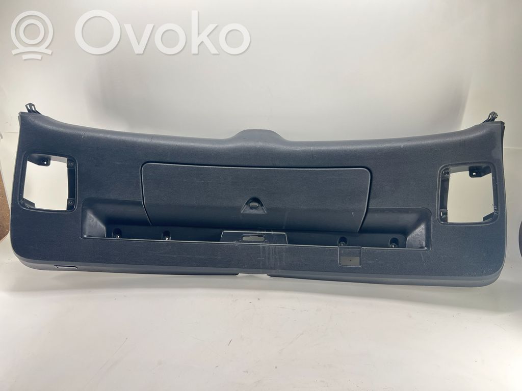 Audi Q7 4L Mască capotă portbagaj 