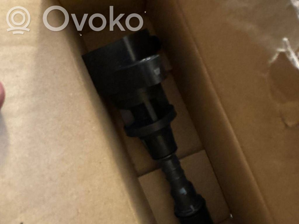 High voltage ignition coil   LFB618100C