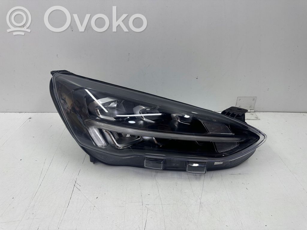 Ford Focus Headlight/headlamp 