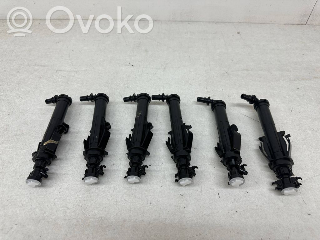 Audi A1 Dysza spryskiwacza lampy przedniej 