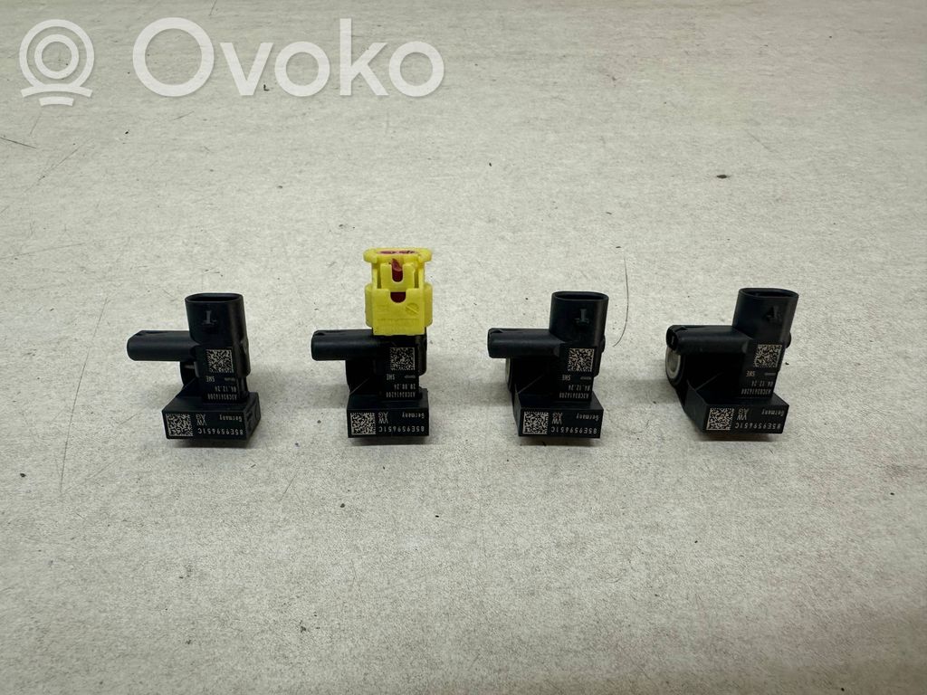 Volkswagen Golf VIII Airbagsensor Crashsensor Drucksensor 