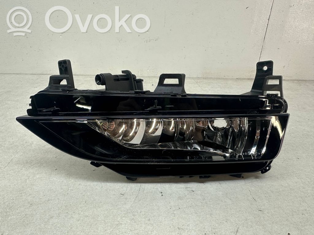 Skoda Octavia Mk4 Światło przeciwmgłowe przednie 
