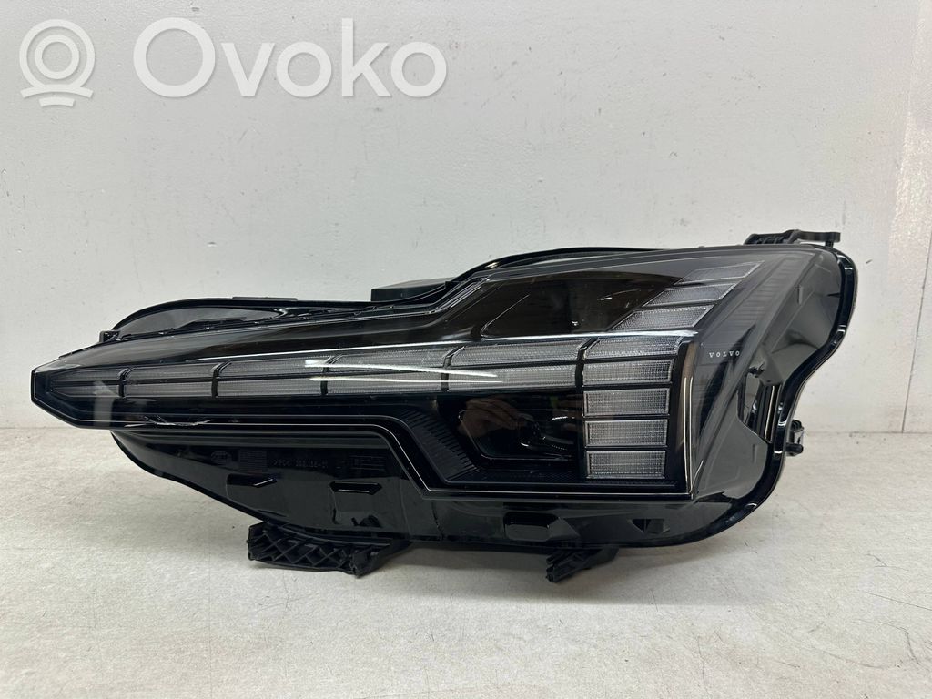 Volvo EX30 Headlight/headlamp 