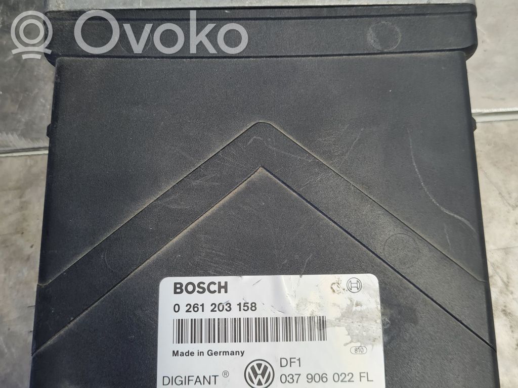 Volkswagen PASSAT B3 Engine control unit/module 