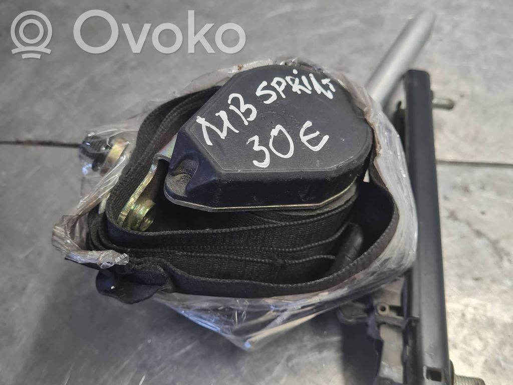 Mercedes-Benz Sprinter W901 W902 W903 W904 Pas bezpieczeństwa fotela przedniego 