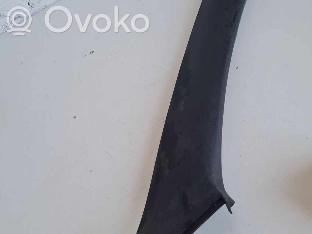Mitsubishi Eclipse (D) pillar trim (bottom) 