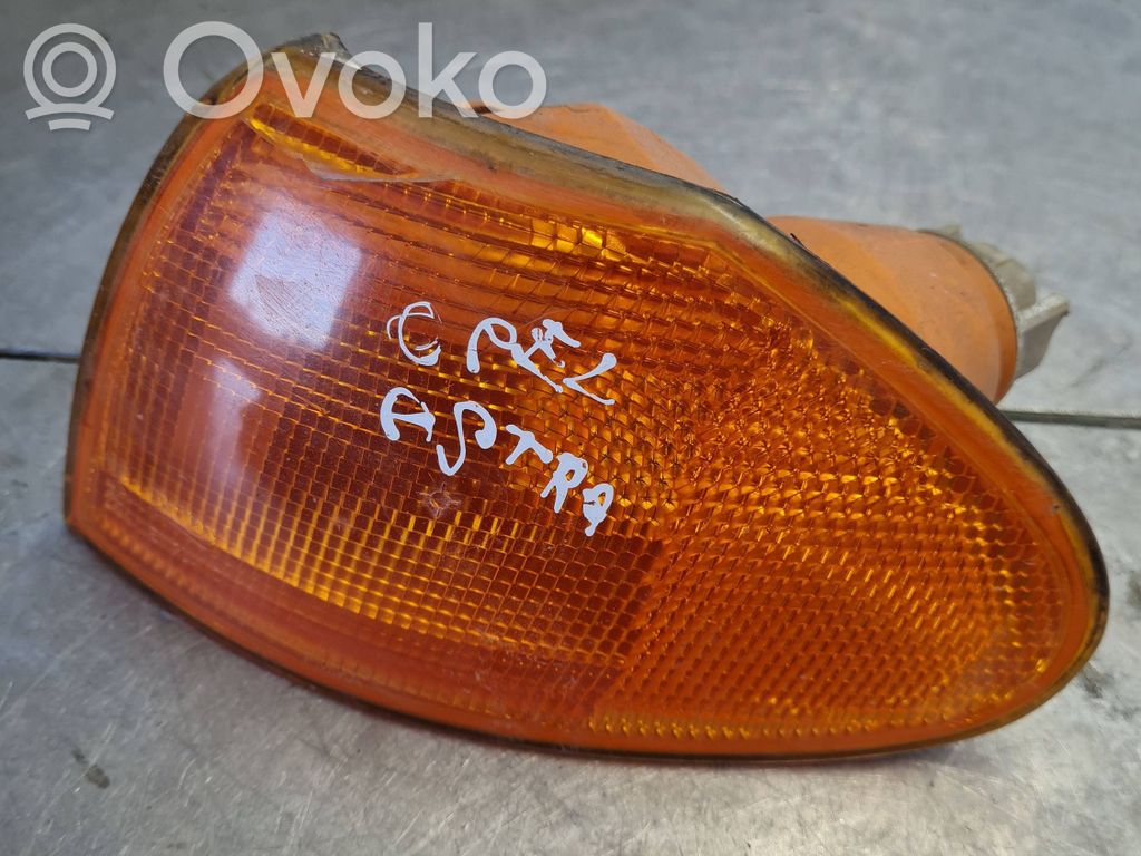 Opel Astra F Front indicator light 