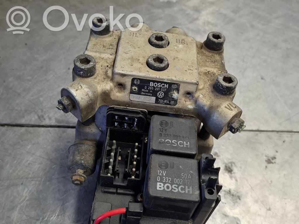 Volkswagen Transporter - Caravelle T4 ABS Pump 