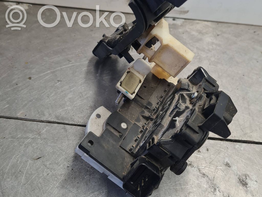 Ford Mondeo Mk III Zamek drzwi tylnych 
